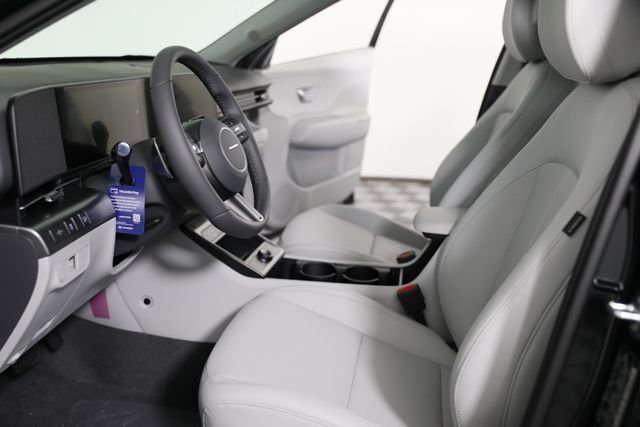 New 2026 Black Hyundai SEL Premium AWD image 18