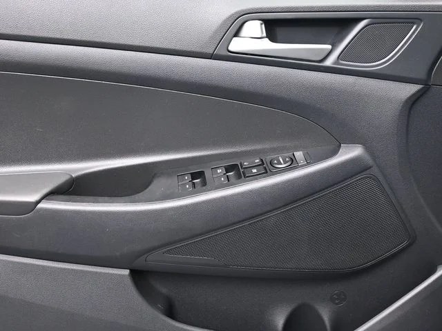 Used 2021 Gray Hyundai Value image 11