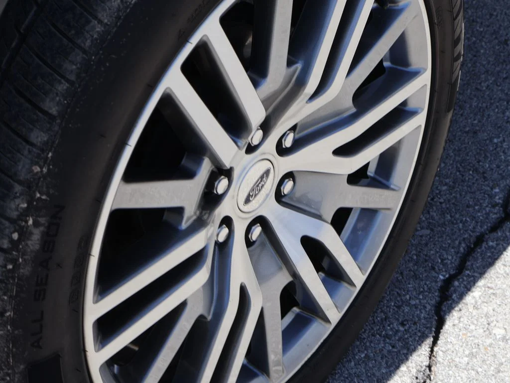 Used 2024 Gray Ford Limited image 41