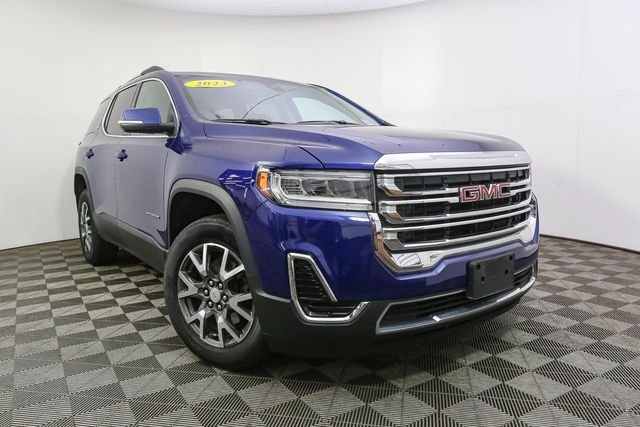 Used 2023 Blue GMC SLE image 3