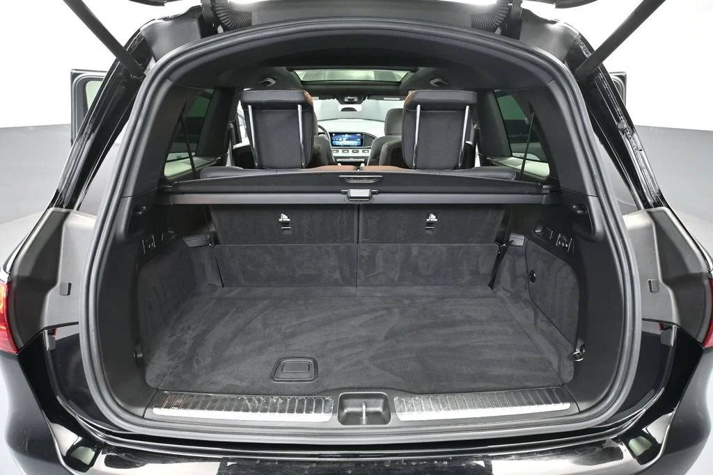 Used 2026 Black Mercedes-Benz GLS 450 image 35