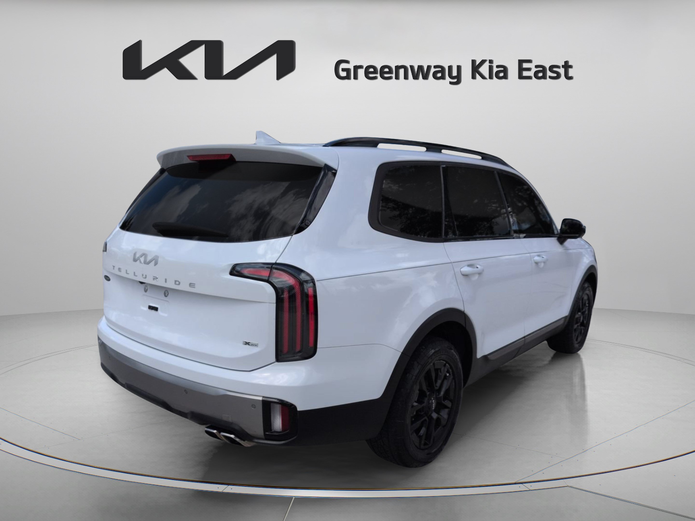 Used 2023 Glacial White Pearl Kia SX X-Pro image 6