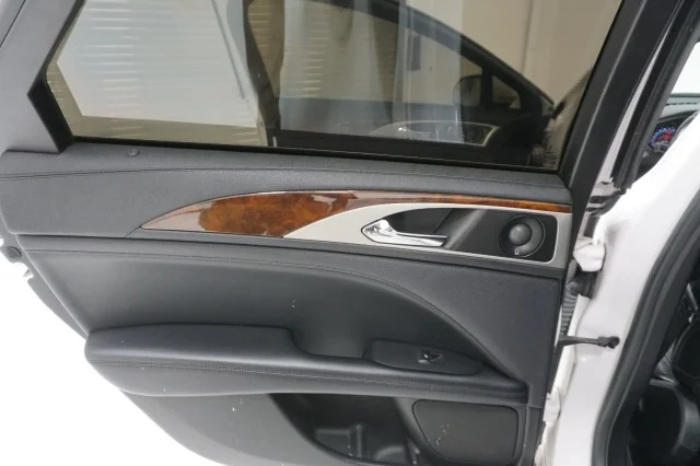Used 2019 WHITE Lincoln Reserve I image 20