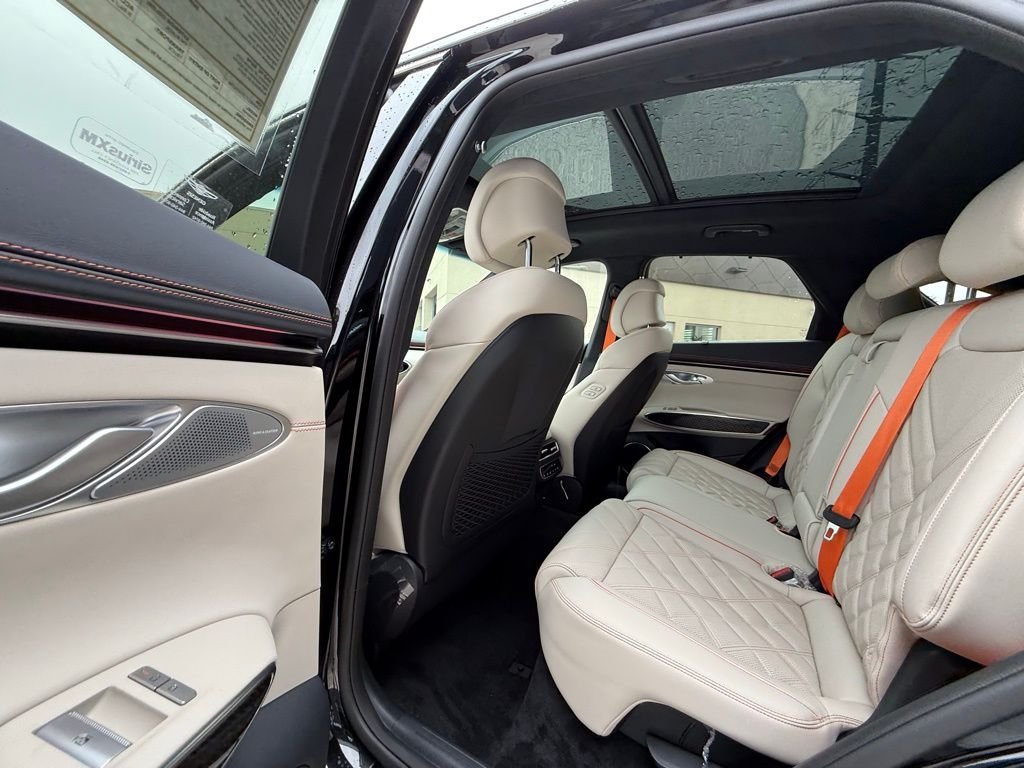 2026 GENESIS GV70 Sport Prestige - Photo 16
