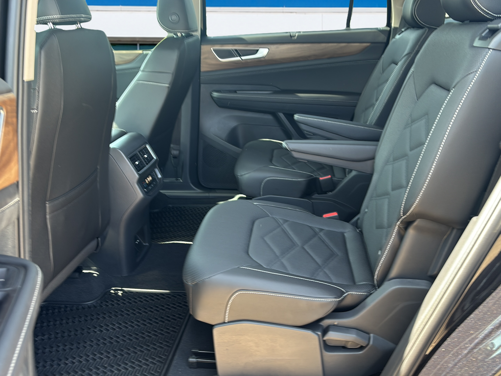 2026 Volkswagen Atlas SE w/Tech - Photo 15