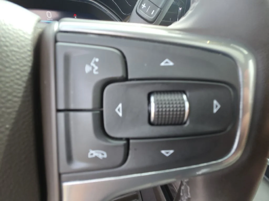 Used 2024 Summit White Chevrolet LTZ DRW image 25