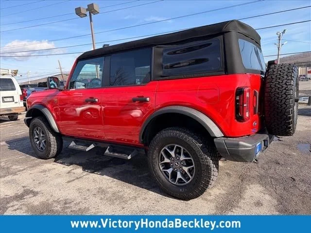 Used 2023 Red Ford Badlands image 7
