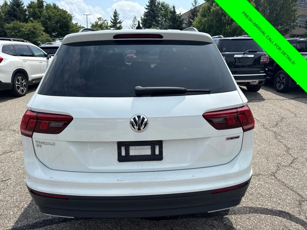 Used 2019 White Volkswagen 2.0T SE image 9
