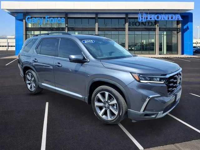 2025 Honda Pilot Elite AWD's photo