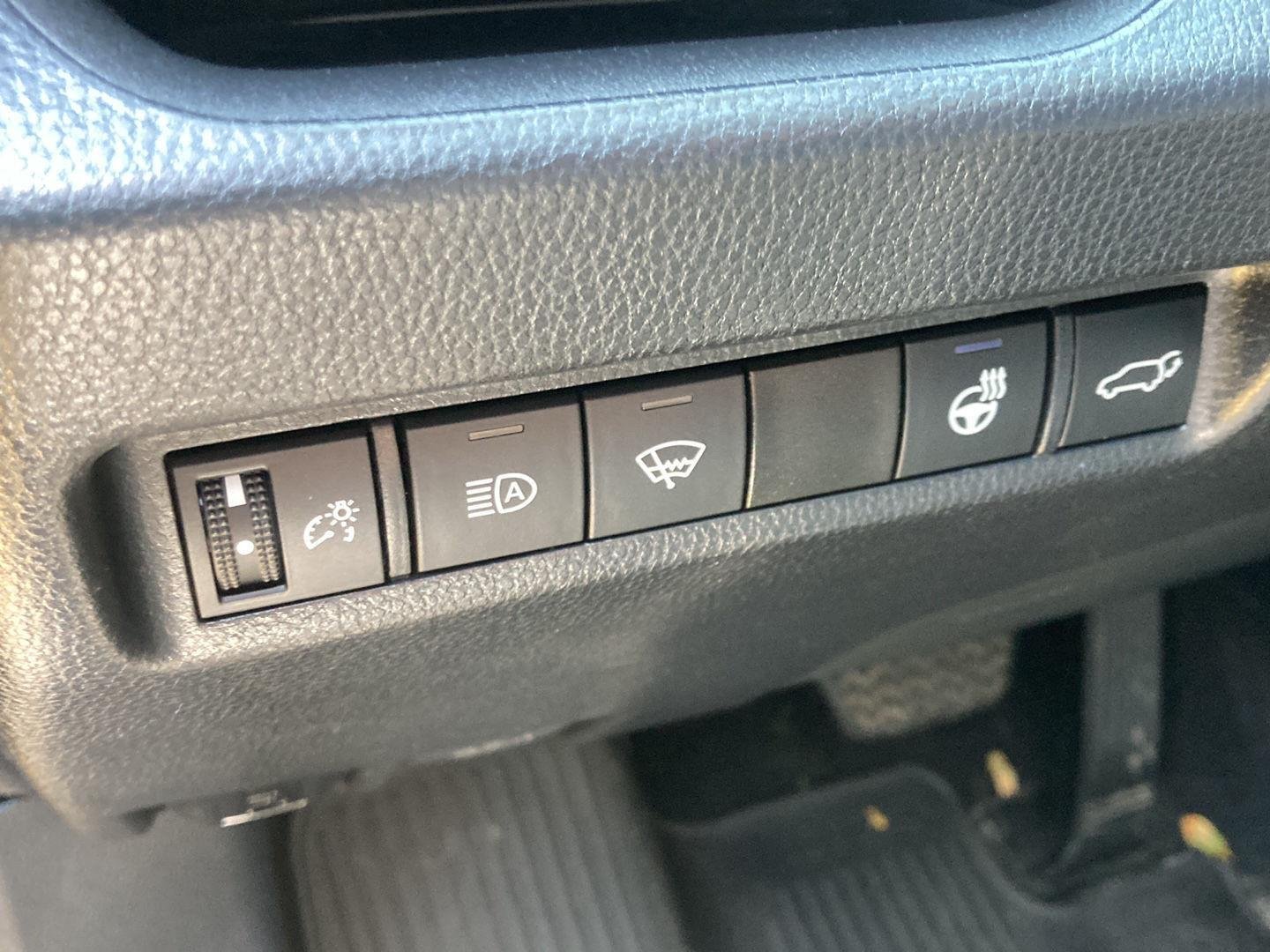 Used 2022 Magnetic Gray Metallic Toyota XLE Premium image 16