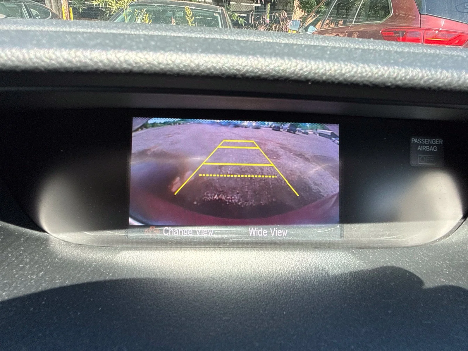 Used 2016  Honda SE image 19