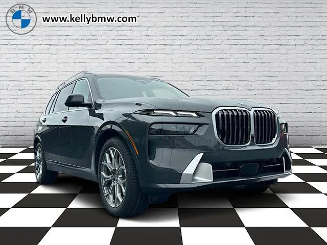 2027 BMW X7