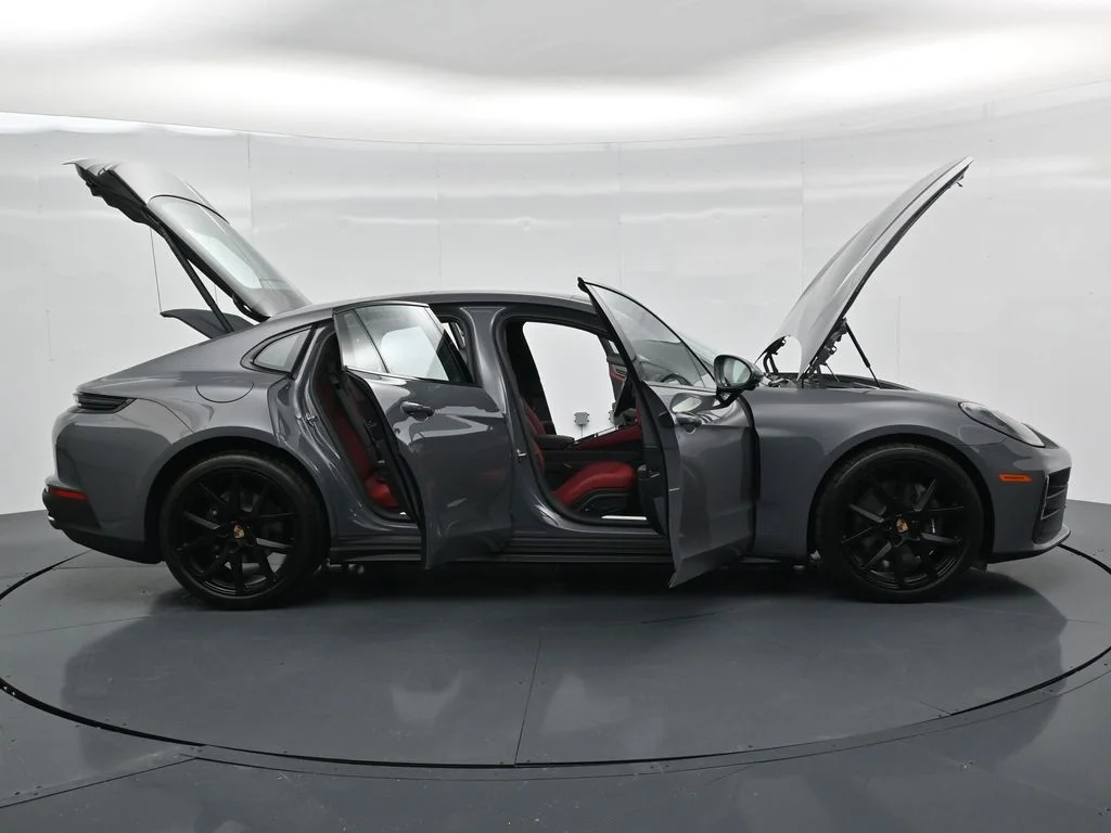 2026 Porsche Panamera Base - Photo 26