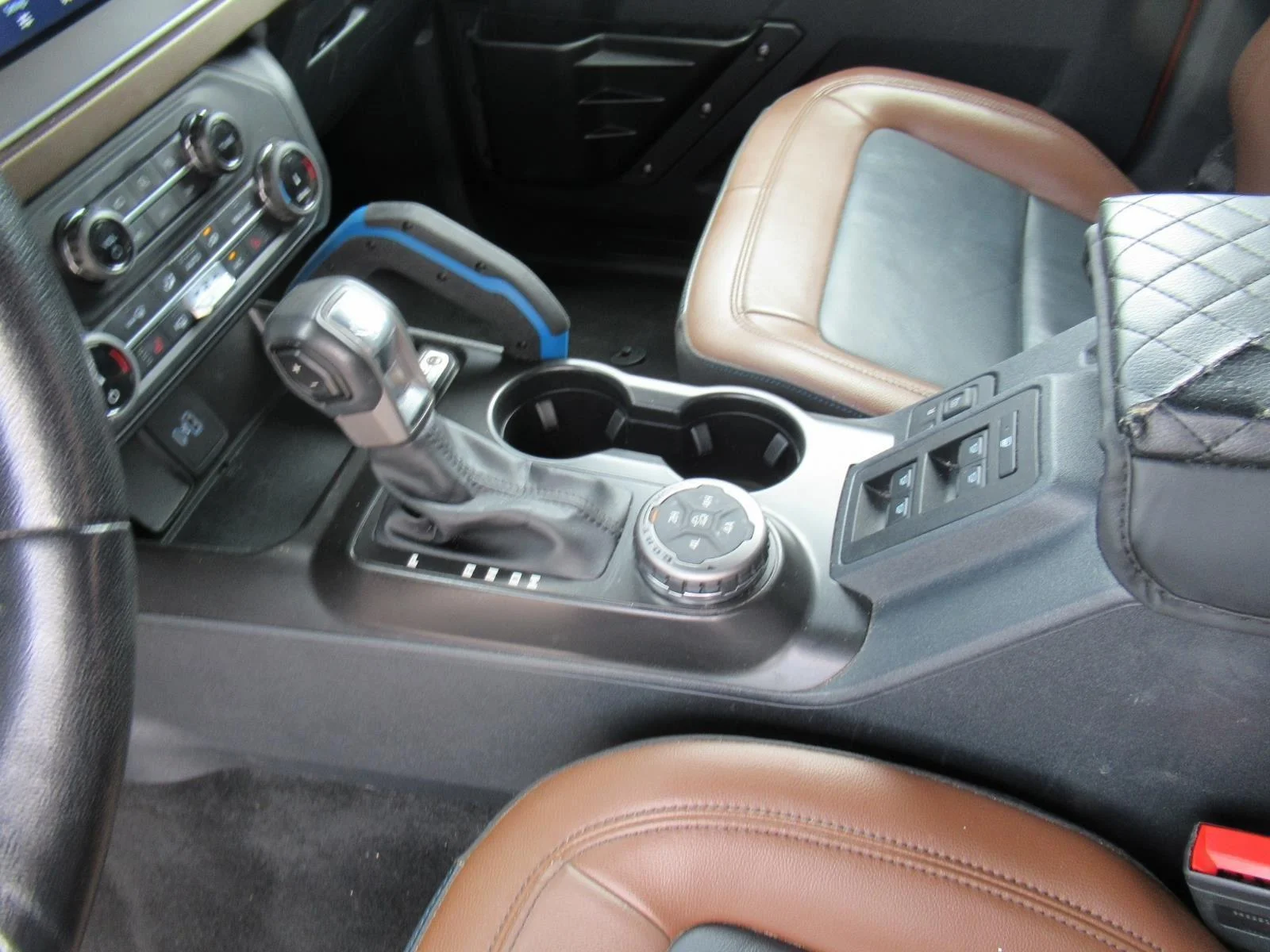 Certified Used 2022  Ford Outer Banks image 19