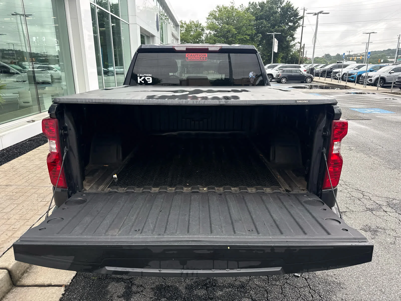 Used 2022 Dark Ash Metallic Chevrolet Custom image 19