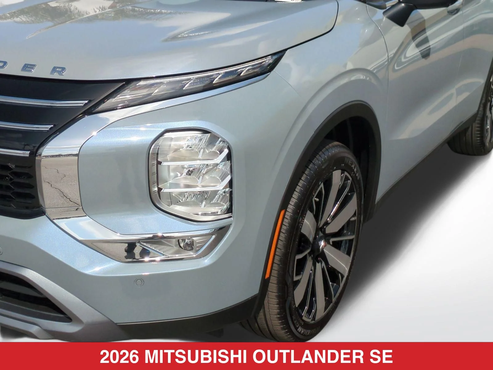 New 2026 Gray Mitsubishi SE image 10