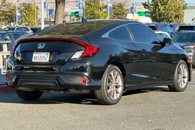 Used 2019 Black Honda EX image 4