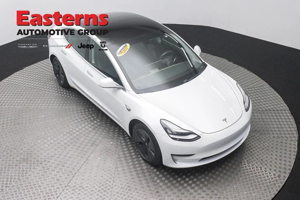 Used 2020 White Tesla Standard image 3