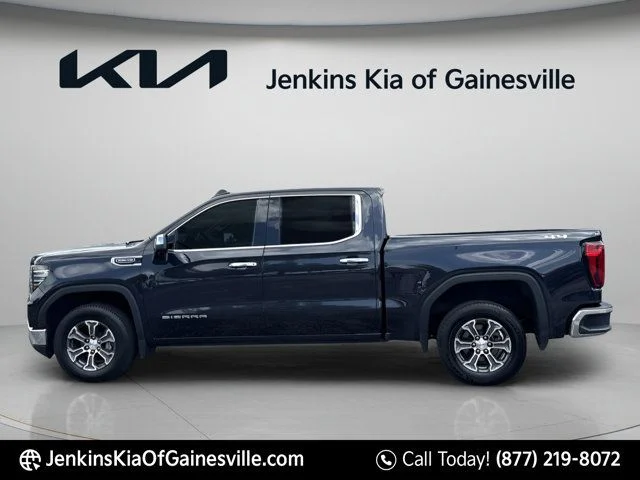 Used 2025 Silver GMC SLT image 7