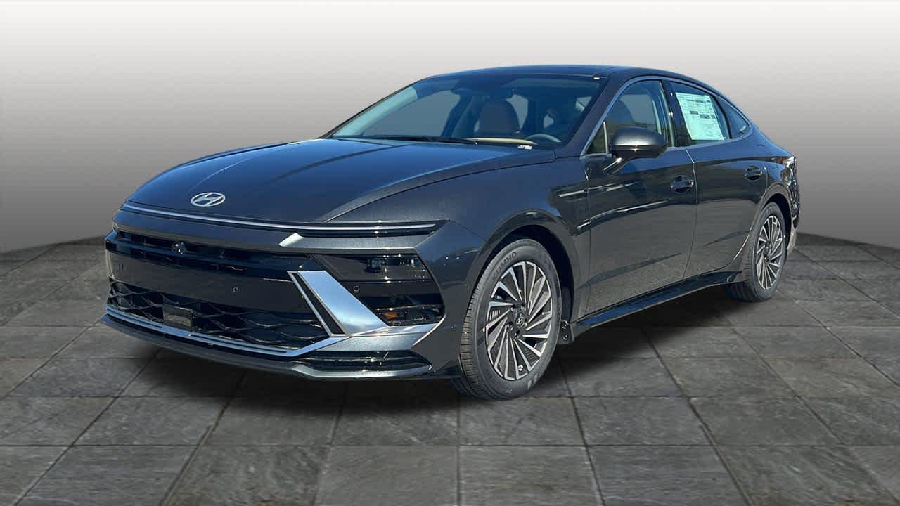 2026 Hyundai Sonata Limited's photo