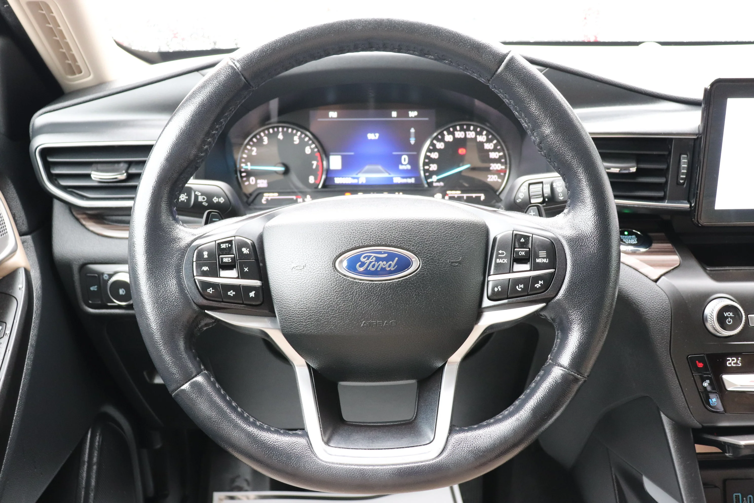 Used 2020 White Ford Limited 4WD image 15