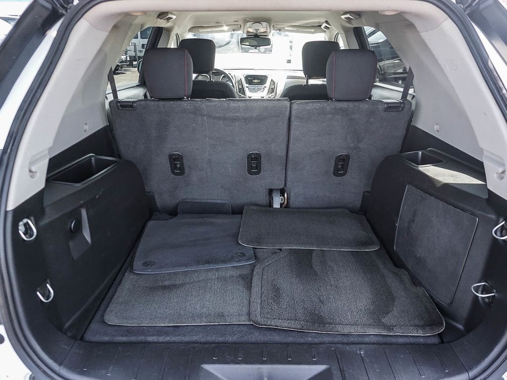 Used 2017 Summit White Chevrolet LT image 24