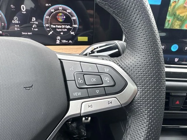 New 2026 White/off-white Volkswagen SEL R-Line Turbo image 19