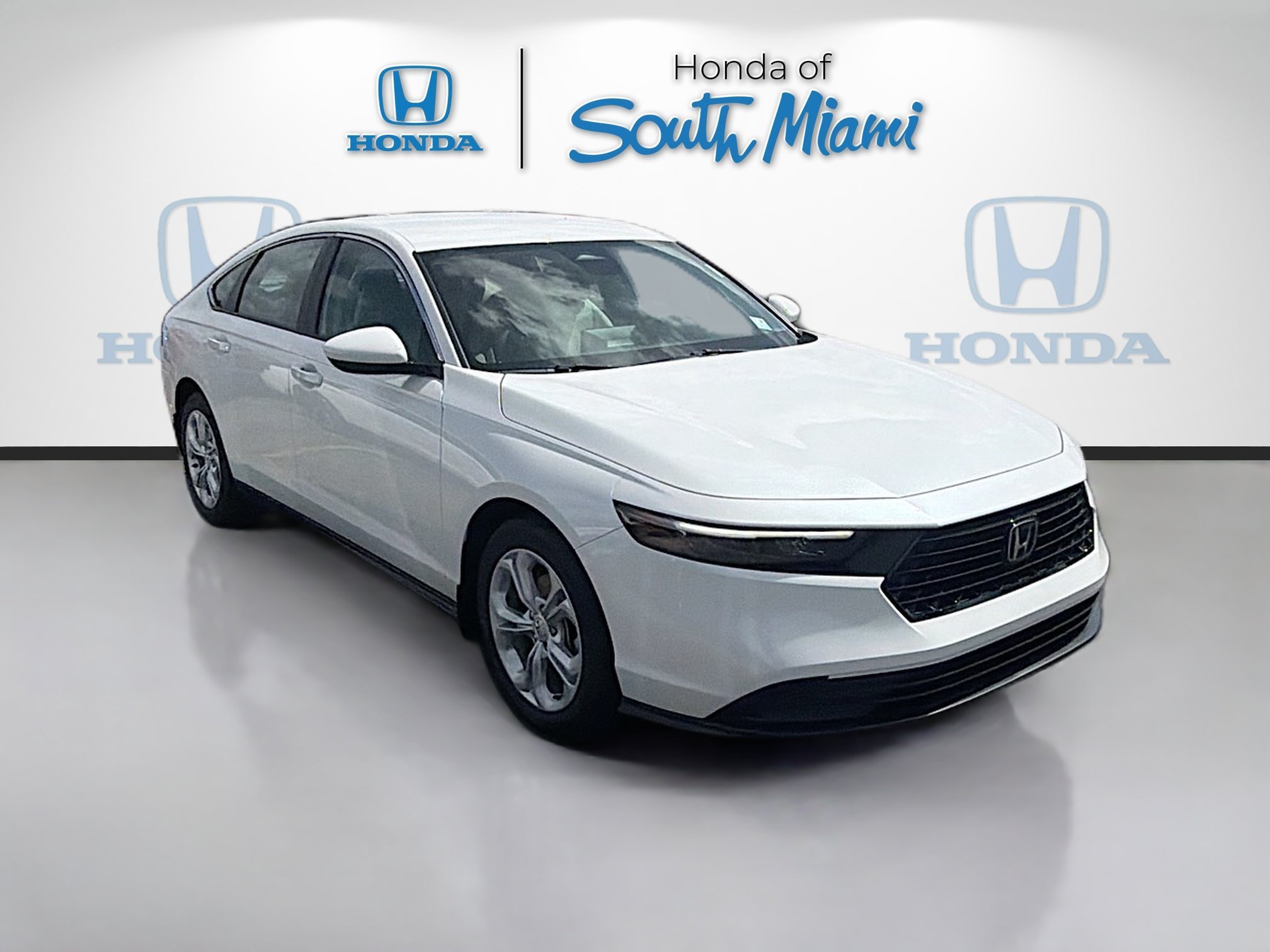 New 2026 Platinum White Pearl Honda LX image 1