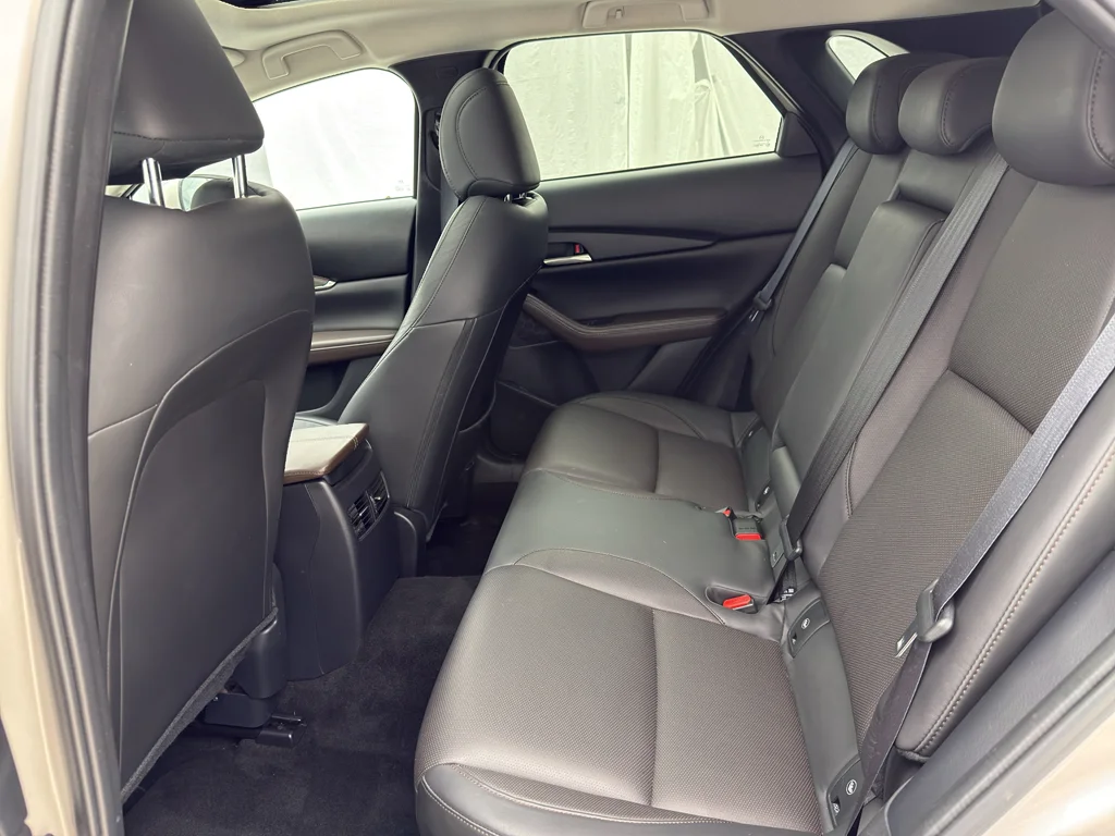 2023 Mazda CX-30 Premium - Photo 16