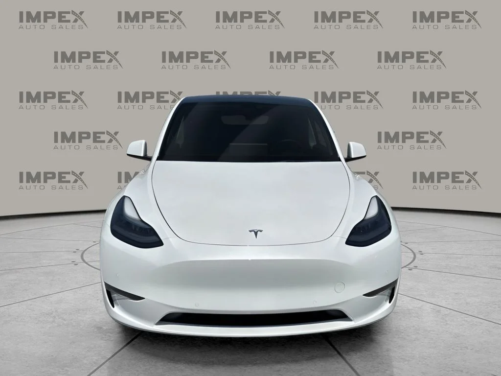 Used 2022 White Tesla Performance image 8