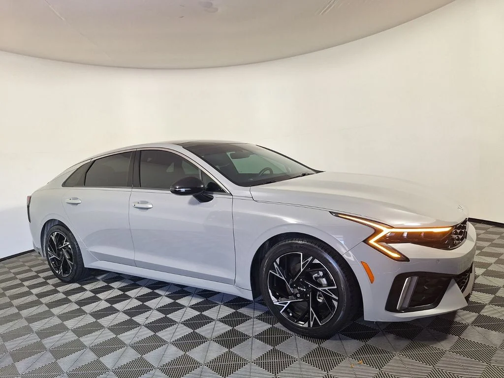 Used 2025 Gray Kia GT-Line image 3
