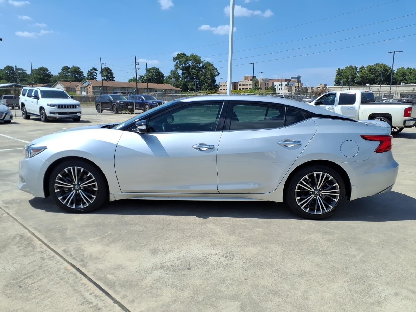 2017 Nissan Maxima SL White at Delta Auto Alliance