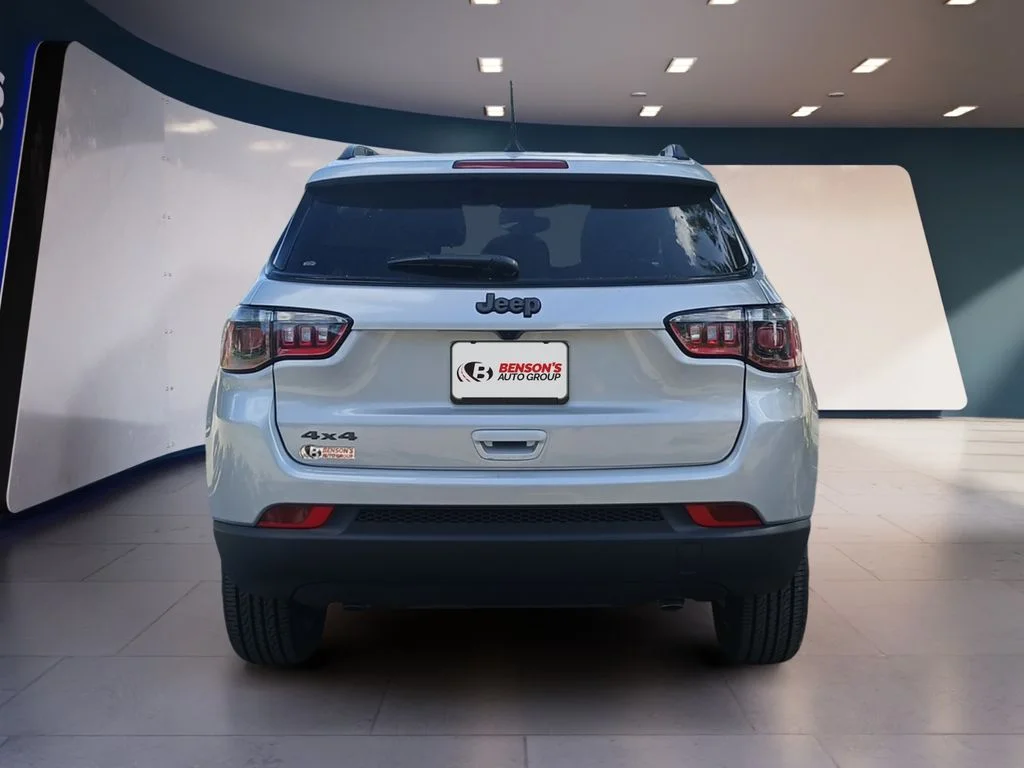 New 2026 Silver Jeep Latitude image 4