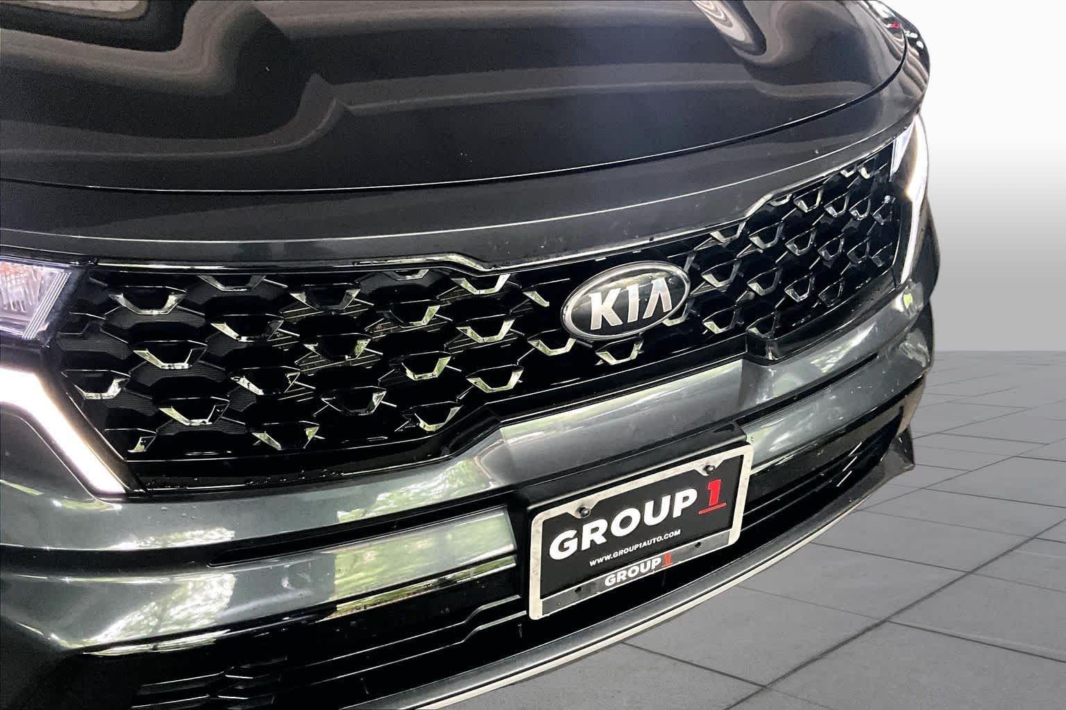 Used 2021 Gravity Grey Kia S image 29