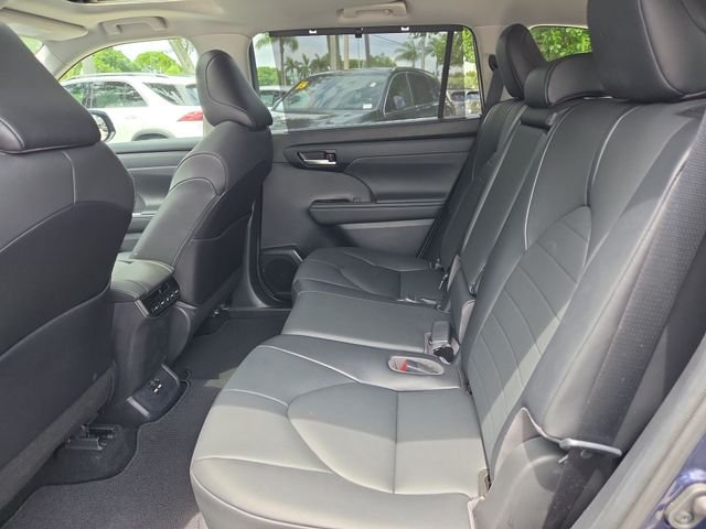 2021 Toyota Highlander XLE - Photo 22