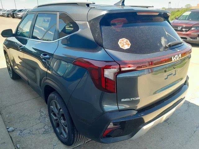 Used 2024 Gravity Gray Kia S image 7