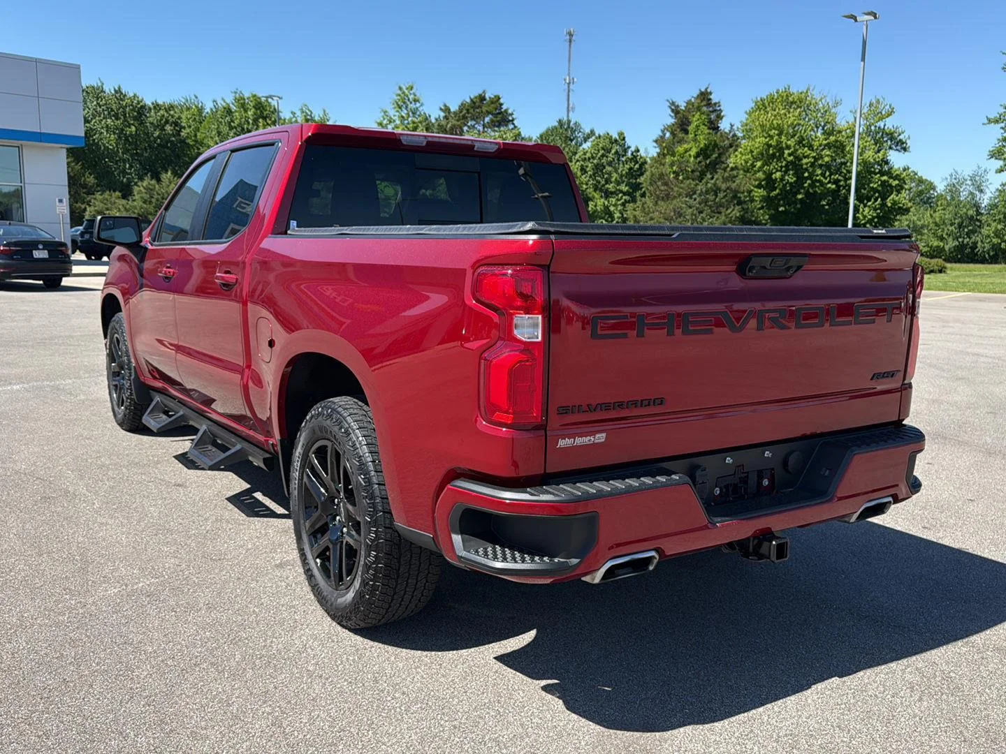 Used 2023 Radiant Red Tintcoat Chevrolet RST image 18