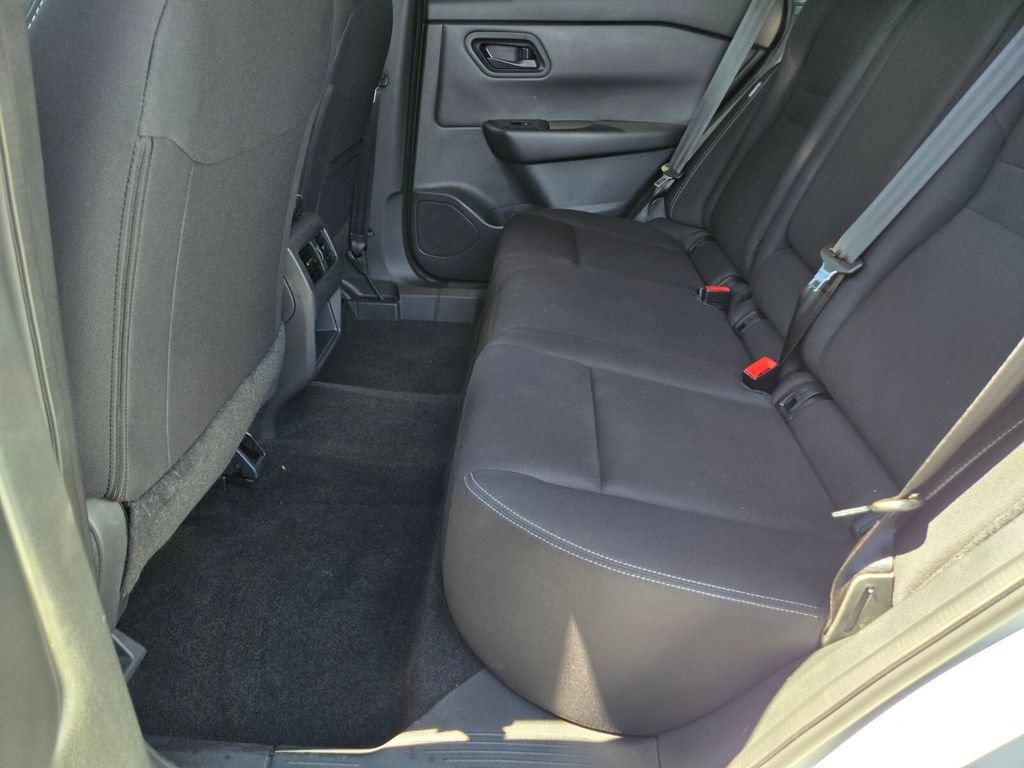 Used 2024 Glacier White Nissan S image 15