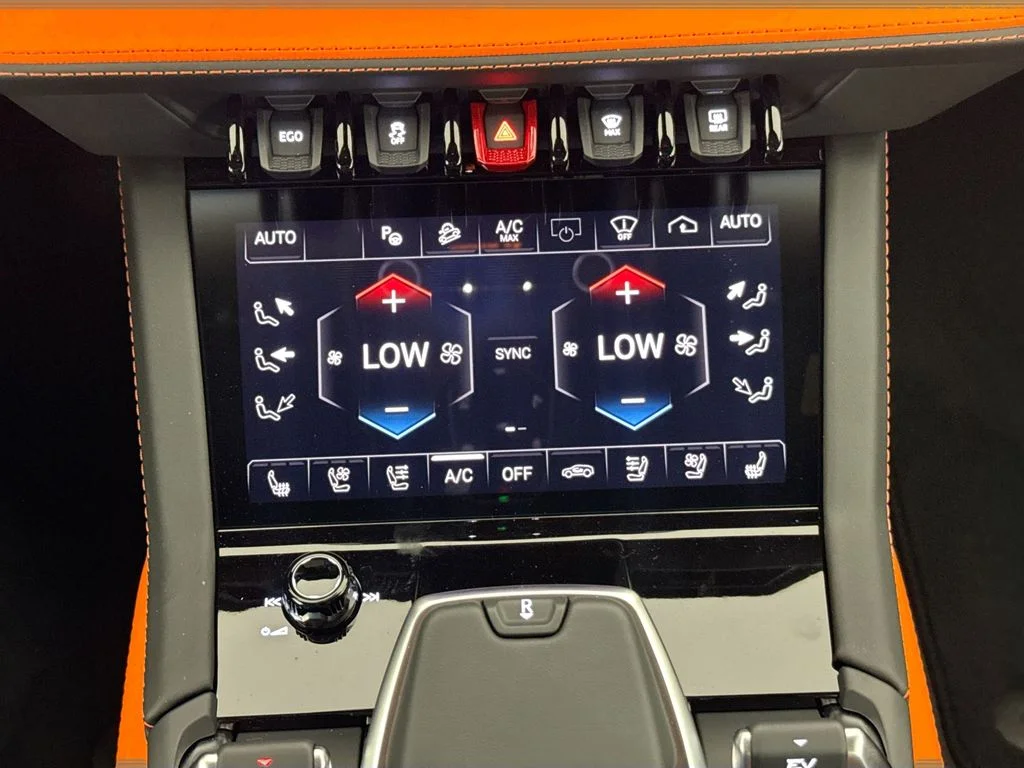 New 2026  Lamborghini SE image 16