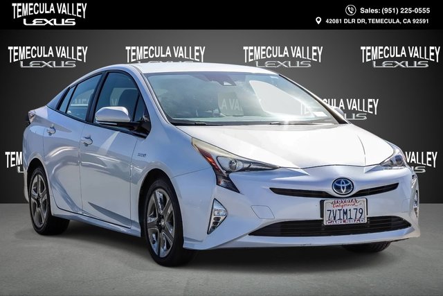 2016 Toyota Prius Three Touring