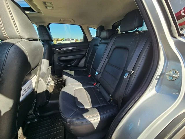 Used 2018 Sonic Silver Metallic Mazda Grand Touring image 19
