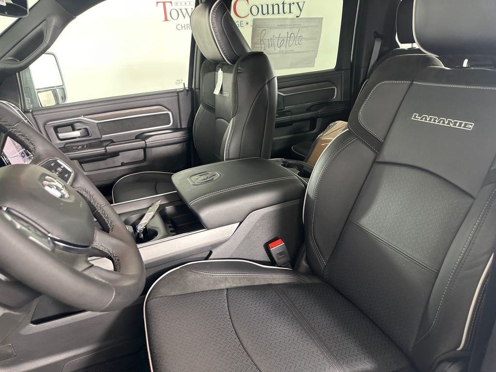 2026 RAM 2500 Laramie - Photo 24