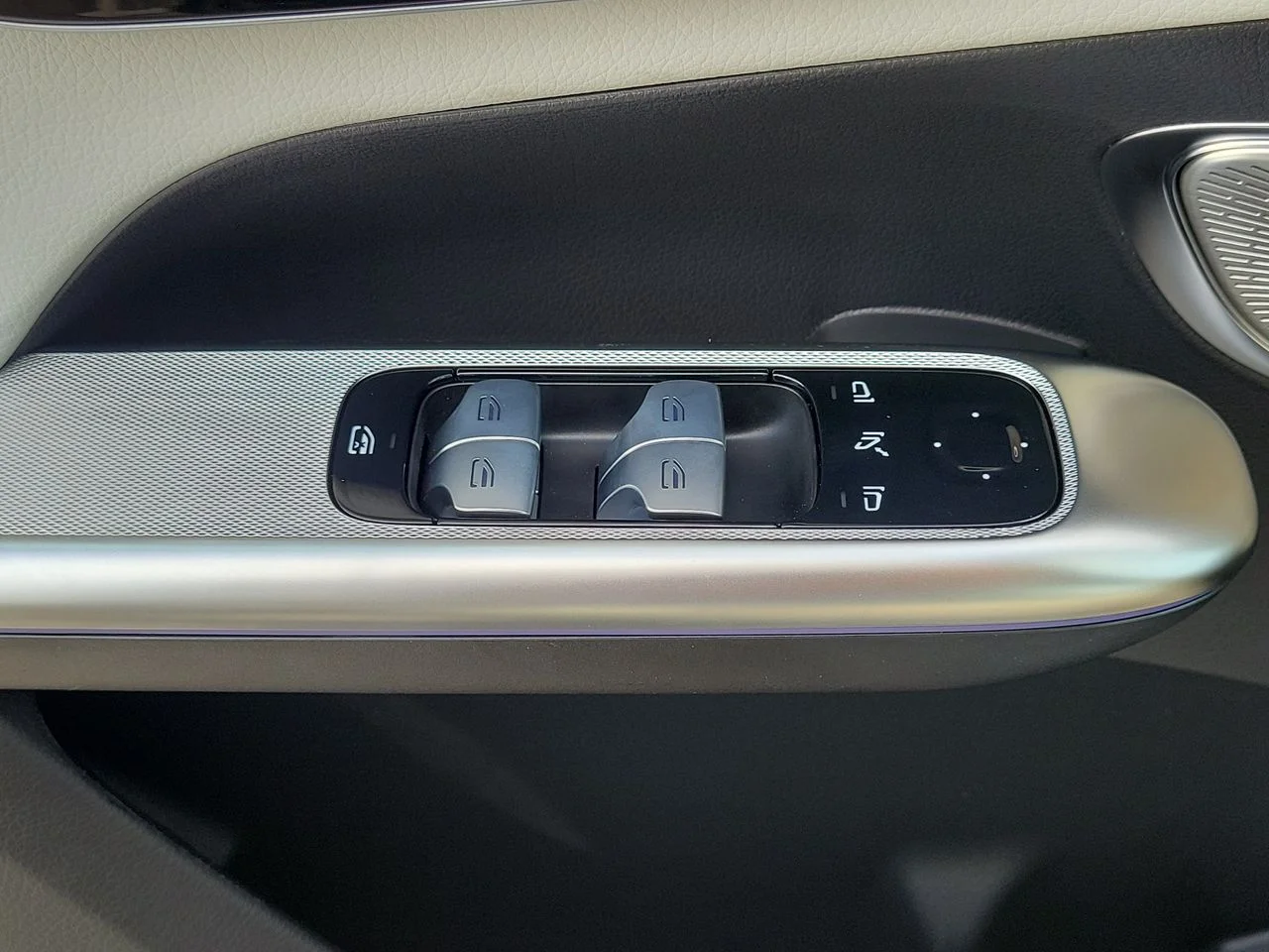2026 Mercedes-Benz GLC Base - Photo 26