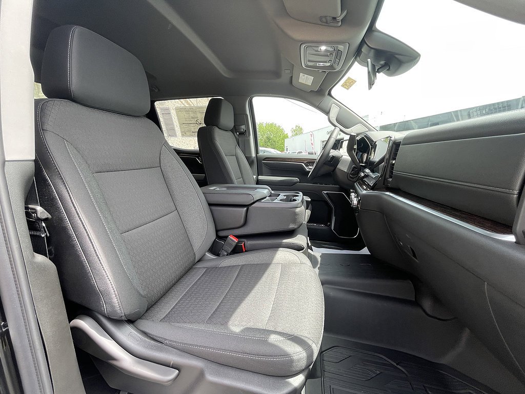 2026 GMC Sierra 1500 SLE - Photo 20