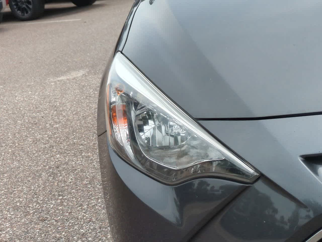 Certified Used 2019 Graphite Toyota L image 10