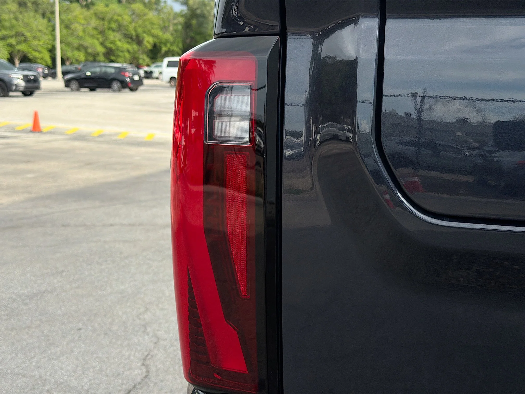 Used 2025 Titanium Rush Metallic GMC Denali image 10
