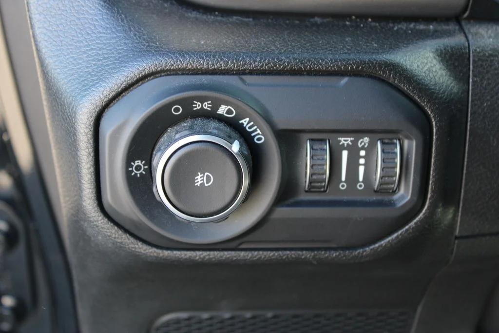 Used 2022 Black Jeep Unlimited High Tide image 25