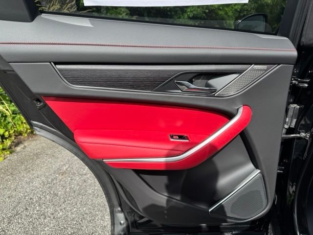 2026 Jaguar F-Pace R-Dynamic S - Photo 11