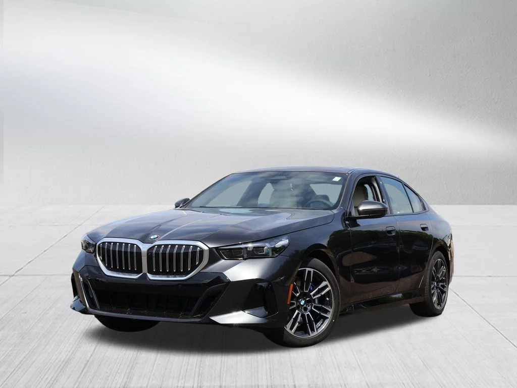 2027 BMW 5 Series 530i xDrive Sedan's photo