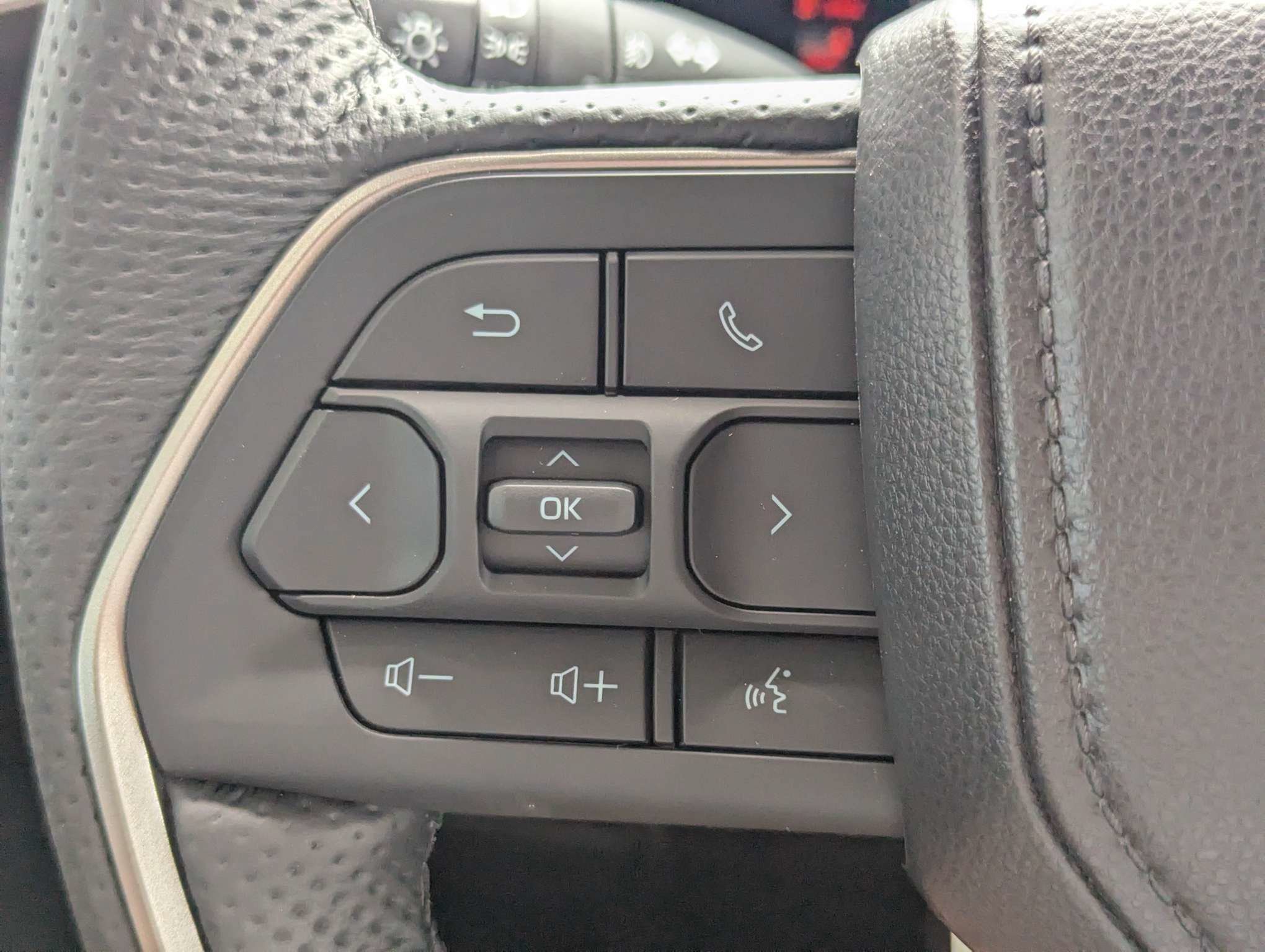 2026 Toyota Tundra Limited - Photo 25